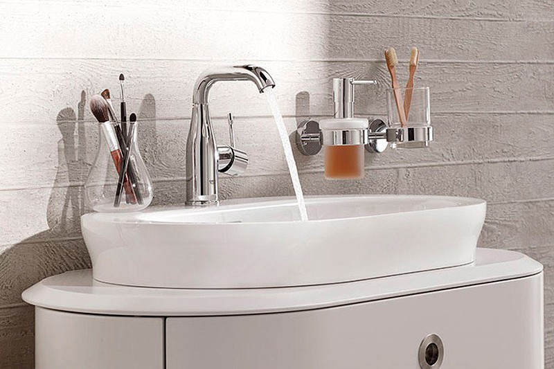 Коллекция GROHE Essence и Colors преображает дизайн ванной комнаты